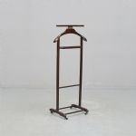 1358 1465 VALET STAND